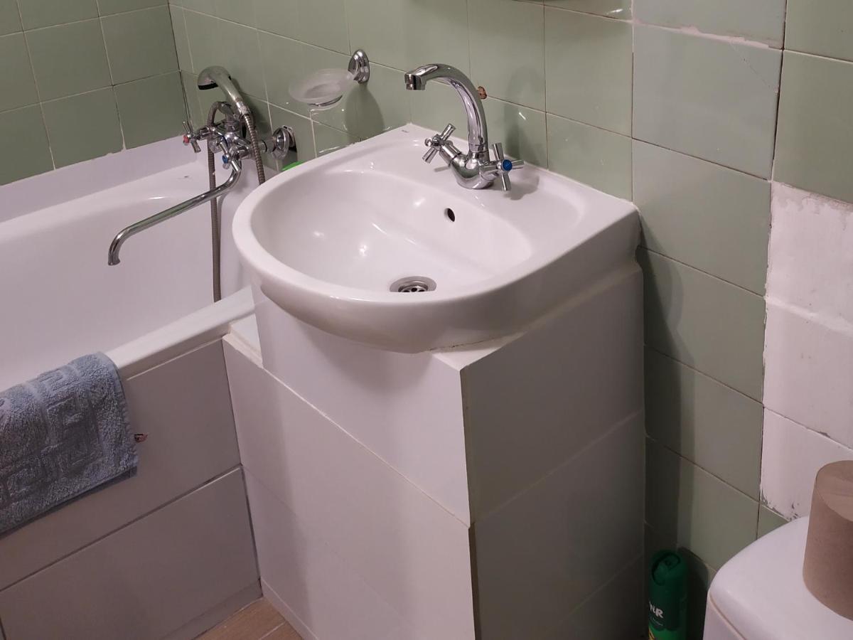 3- Х Комнатная Квартира В Центре Rivne Kültér fotó