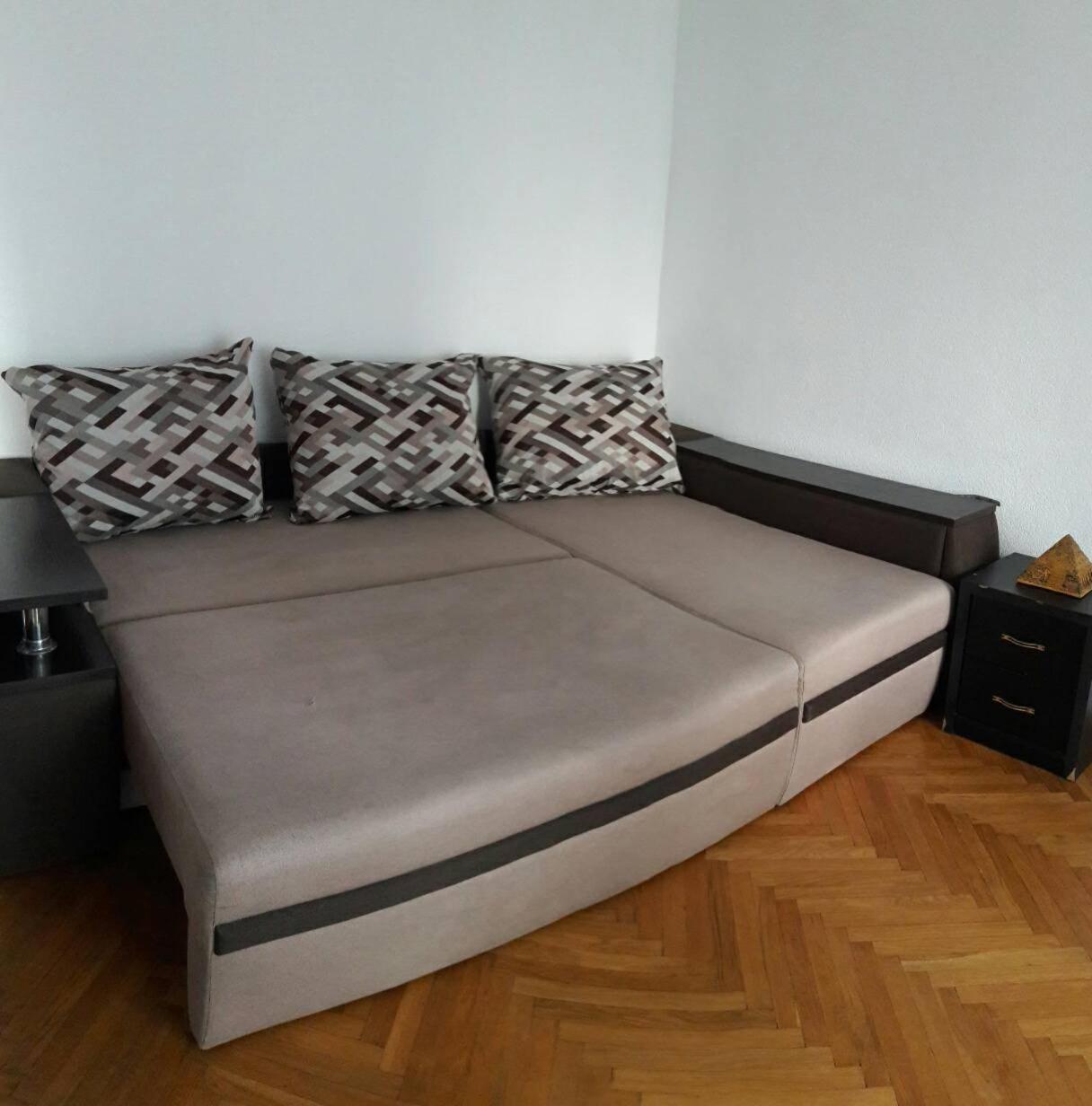 3- Х Комнатная Квартира В Центре Apartman Rivne Kültér fotó