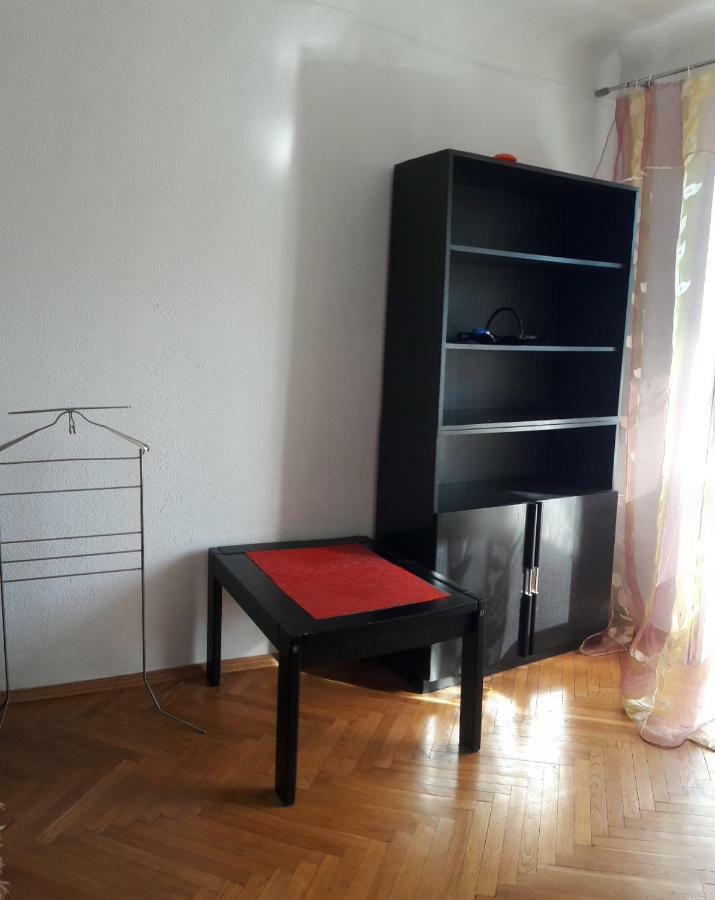 3- Х Комнатная Квартира В Центре Apartman Rivne Kültér fotó